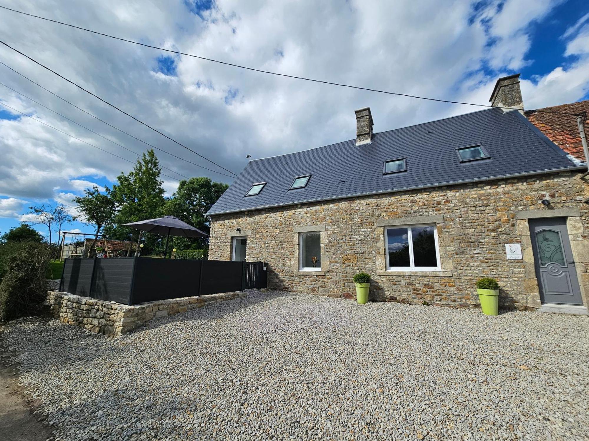 L'Escapade, Maison De Campagne Etienville Exterior photo